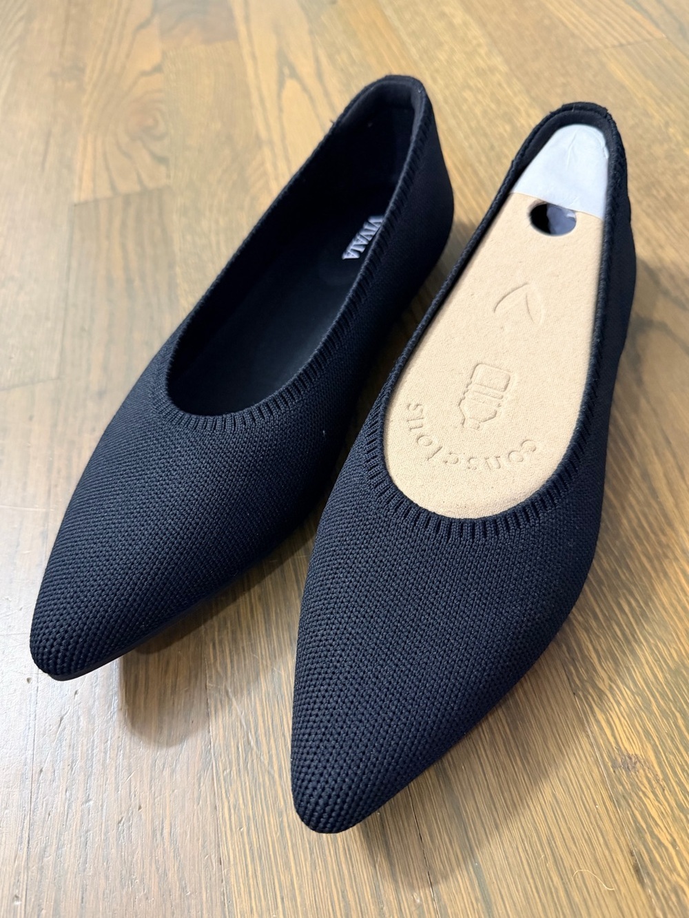 VIVAIA Pointed-Toe Ballet Knit Flats (Aria 5°) Women's Black EU40 US9